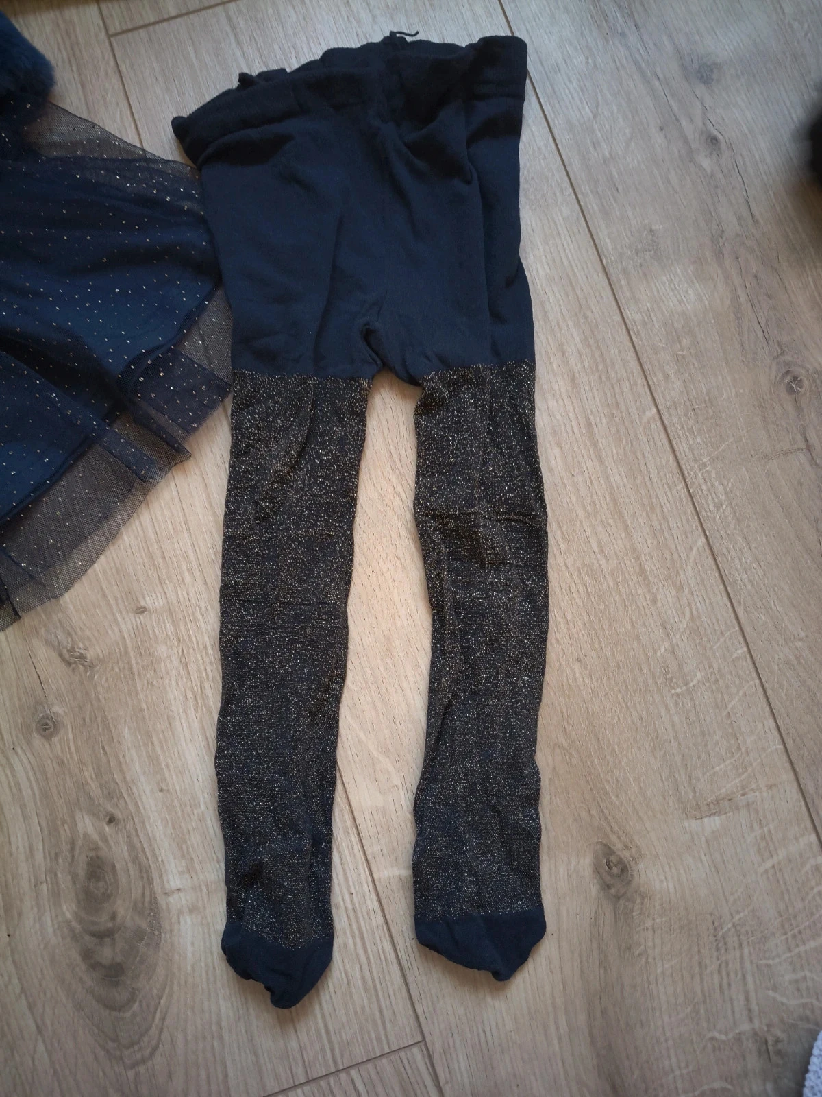 Robe avec gilet fourrure et collant tenue soirée taille 9 mois – photo 9